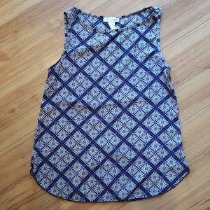Sleeveless blouse